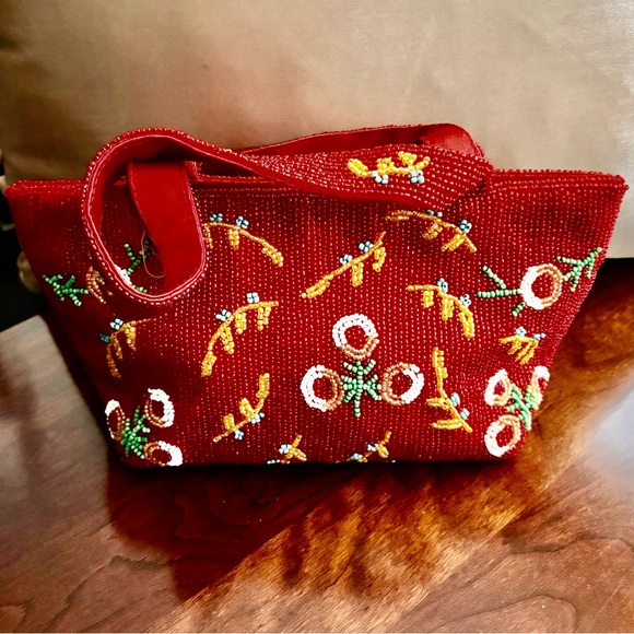 NWOT Beaded Handbag - Picture 2 of 2